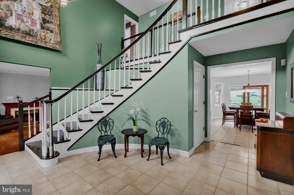 SINKING SPRING, Pennsylvania, 19608, United States, 6 Bedrooms Bedrooms, ,3.5 BathroomsBathrooms,Residential,Forsale,2009568