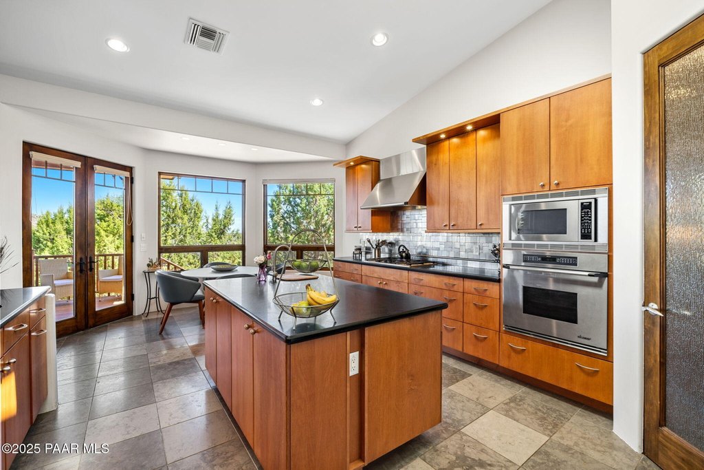 Prescott, Arizona, 86305, United States, 3 Bedrooms Bedrooms, ,2.5 BathroomsBathrooms,Residential,Forsale,1967158