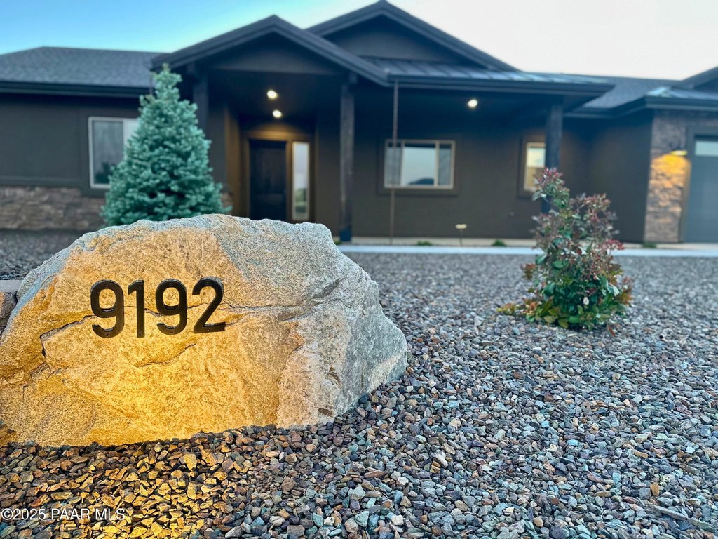 Prescott Valley, Arizona, 86315, United States, 3 Bedrooms Bedrooms, ,2 BathroomsBathrooms,Residential,Forsale,1992678