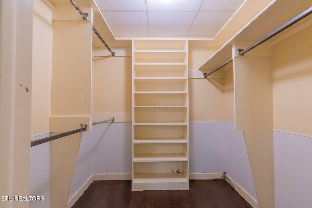 Knoxville, Tennessee, 37919, United States, 4 Bedrooms Bedrooms, ,3.5 BathroomsBathrooms,Residential,Forsale,1893800