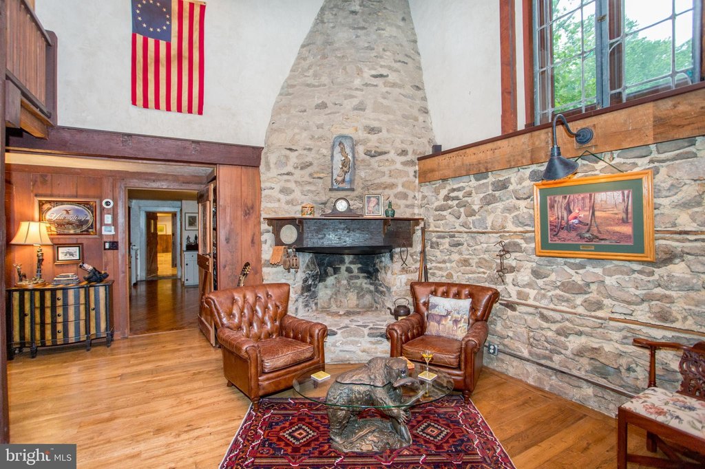 DOYLESTOWN, Pennsylvania, 18902, United States, 4 Bedrooms Bedrooms, ,3.5 BathroomsBathrooms,Residential,Forsale,1971851