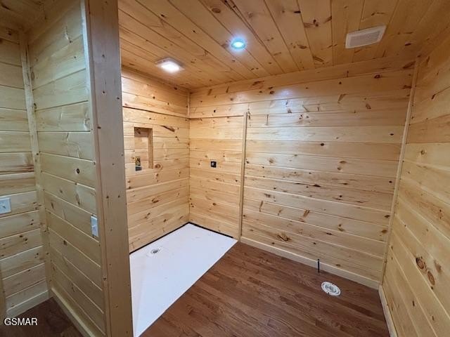 Sevierville, Tennessee, 37876, United States, 2 Bedrooms Bedrooms, ,2 BathroomsBathrooms,Residential,Forsale,1893696