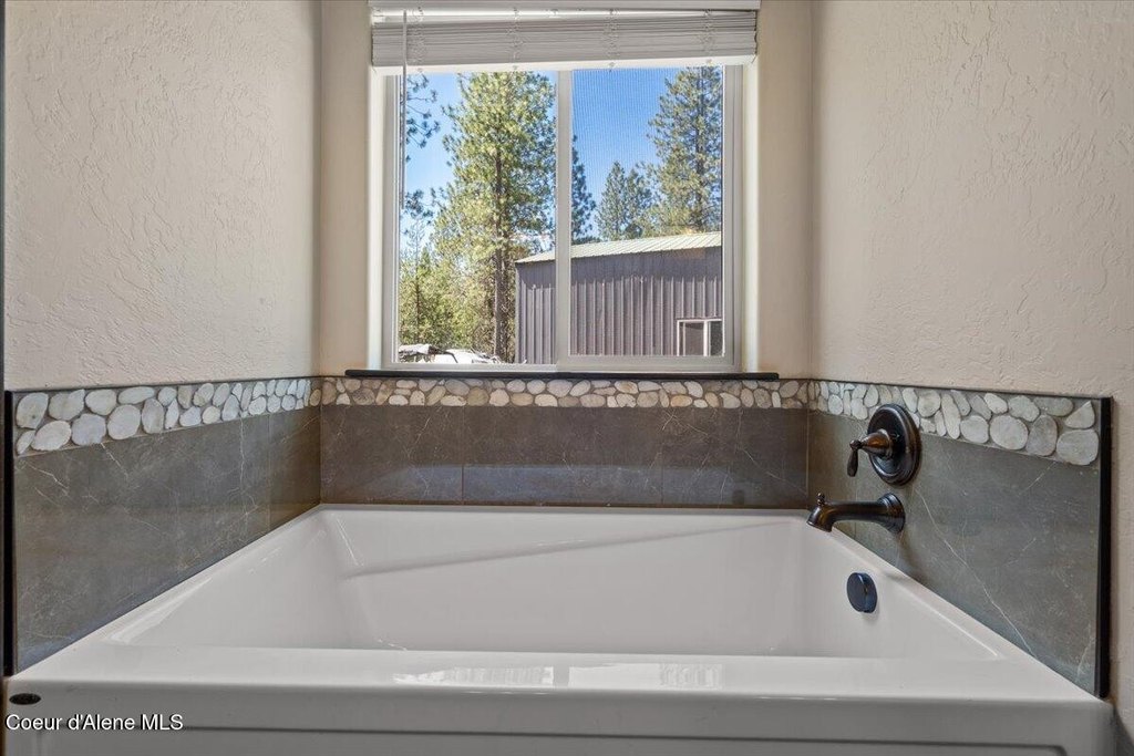 Rathdrum, Idaho, 83858, United States, 3 Bedrooms Bedrooms, ,2 BathroomsBathrooms,Residential,Forsale,1946343