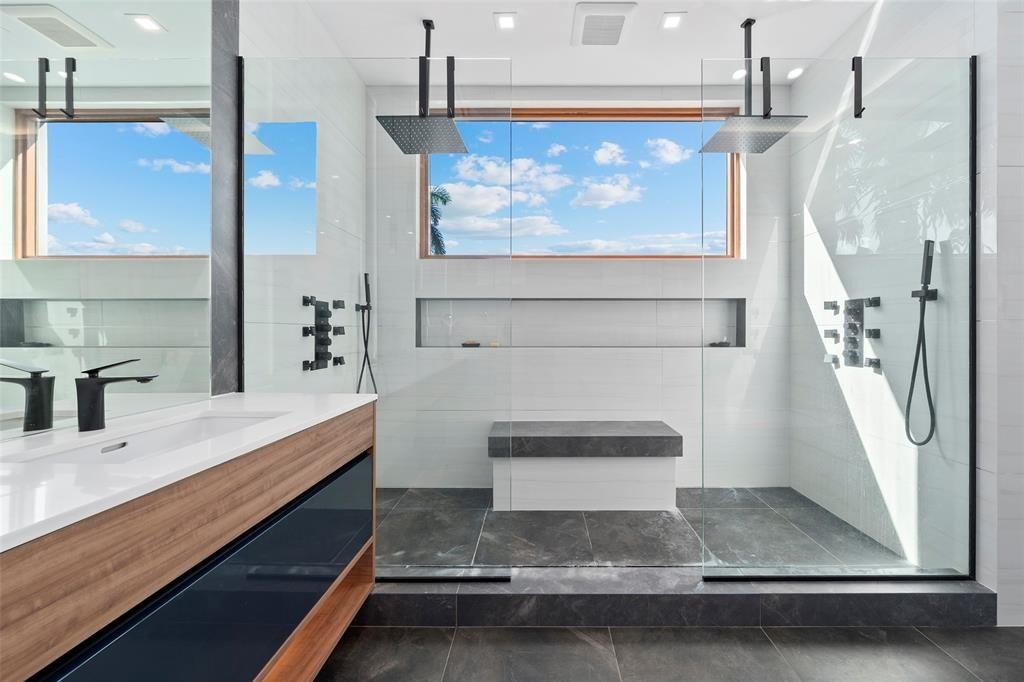 Lighthouse Point, Florida, 33064, United States, 5 Bedrooms Bedrooms, ,5.5 BathroomsBathrooms,Residential,Forsale,2011622