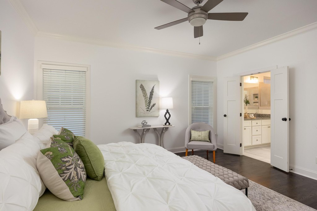 Chattanooga, Tennessee, 37405, United States, 4 Bedrooms Bedrooms, ,3.5 BathroomsBathrooms,Residential,Forsale,2009603