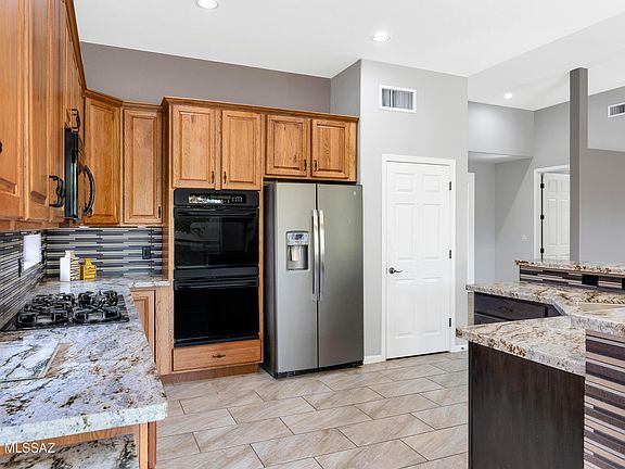 Oro Valley, Arizona, 85755, United States, 3 Bedrooms Bedrooms, ,2 BathroomsBathrooms,Residential,Forsale,1963528