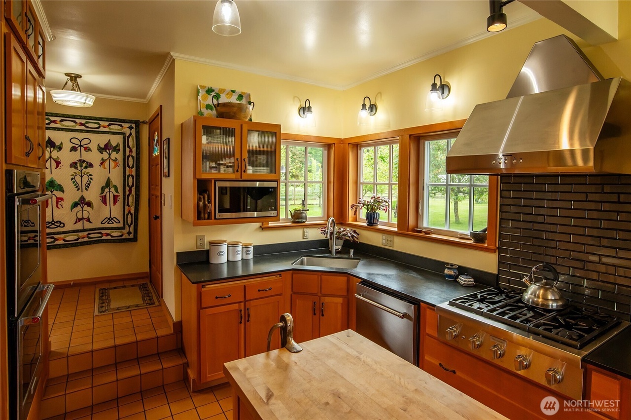 Lopez Island, Washington, 98261, United States, 2 Bedrooms Bedrooms, ,3 BathroomsBathrooms,Residential,Forsale,1965875