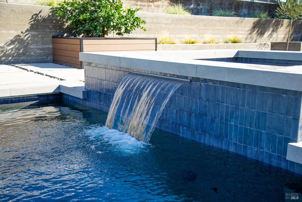 Santa Rosa, California, 95403, United States, 4 Bedrooms Bedrooms, ,6 BathroomsBathrooms,Residential,Forsale,1985918