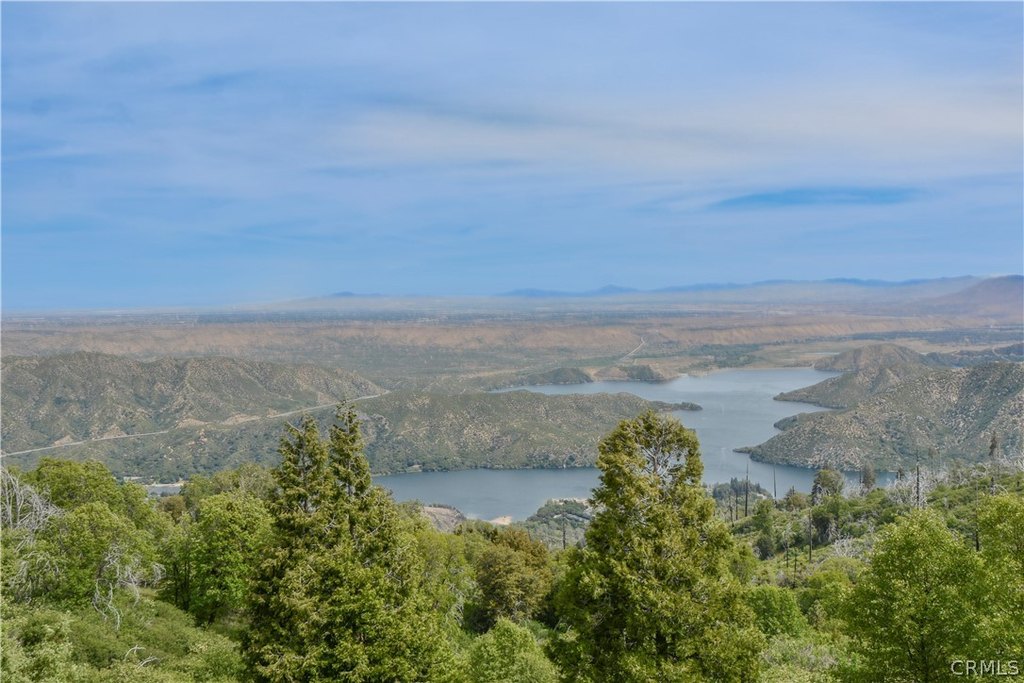 Cedarpines Park, California, 92322, United States, 7 Bedrooms Bedrooms, ,4 BathroomsBathrooms,Residential,Forsale,1968448