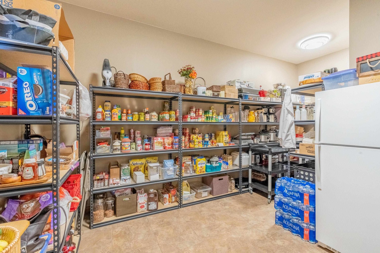 Milesville, South Dakota, 57553, United States, 4 Bedrooms Bedrooms, ,4 BathroomsBathrooms,Residential,Forsale,1962262