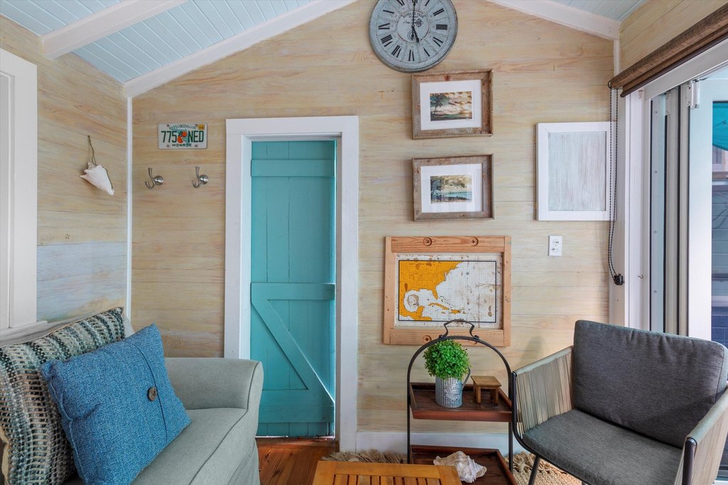 Key West, Florida, 33040, United States, 3 Bedrooms Bedrooms, ,1.5 BathroomsBathrooms,Residential,Forsale,1972001