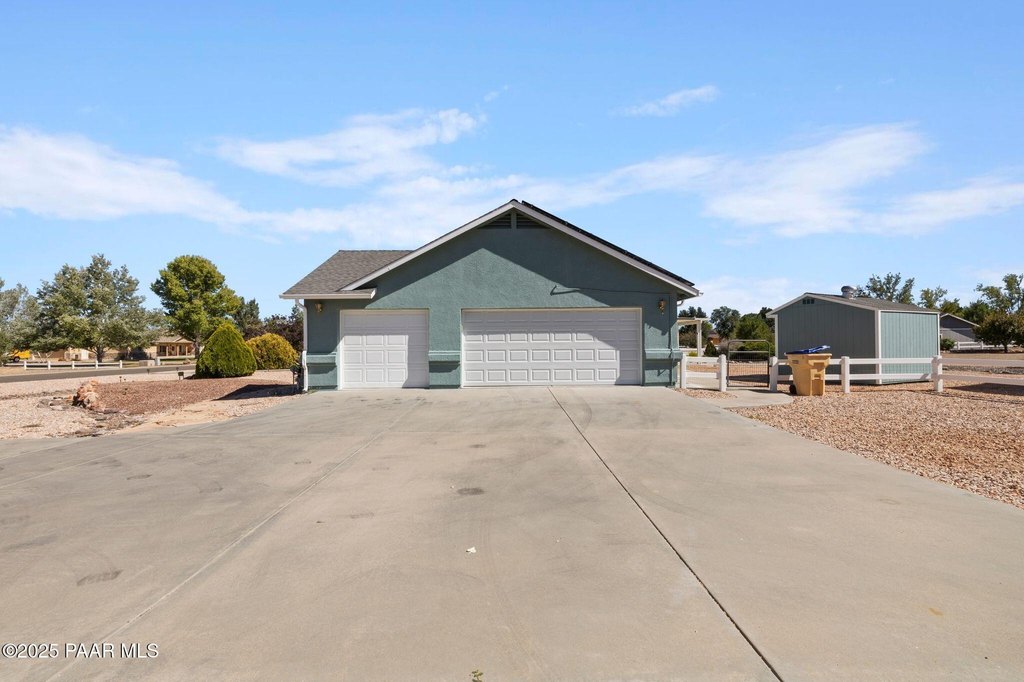 Chino Valley, Arizona, 86323, United States, 3 Bedrooms Bedrooms, ,2 BathroomsBathrooms,Residential,Forsale,1994067