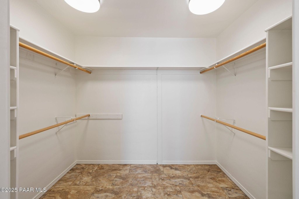 Chino Valley, Arizona, 86323, United States, 3 Bedrooms Bedrooms, ,2 BathroomsBathrooms,Residential,Forsale,1994067