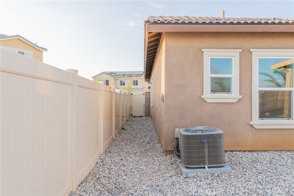 Beaumont, California, 92223, United States, 3 Bedrooms Bedrooms, ,2 BathroomsBathrooms,Residential,Forsale,1992751