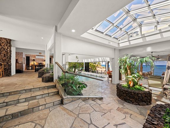 Lahaina, Hawaii, 96761, United States, 2 Bedrooms Bedrooms, ,2 BathroomsBathrooms,Residential,Forsale,1963540