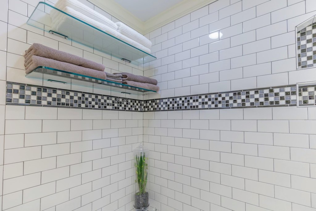 Chickamauga, Georgia, 30707, United States, 6 Bedrooms Bedrooms, ,4 BathroomsBathrooms,Residential,Forsale,2009598