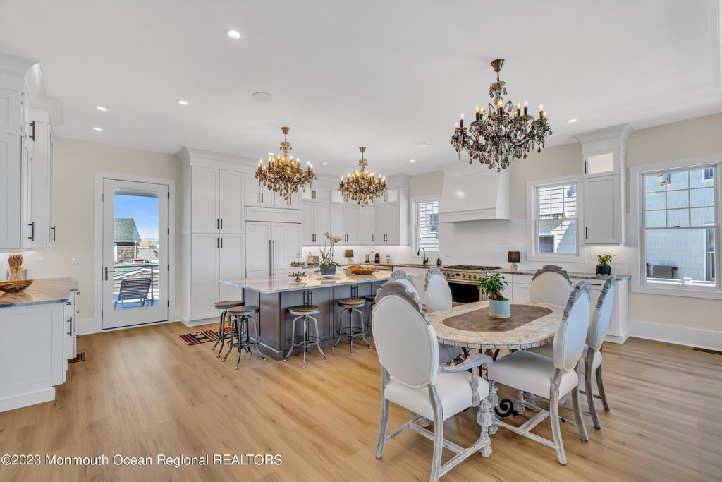 Seaside Park, New Jersey, 08752, United States, 7 Bedrooms Bedrooms, ,7 BathroomsBathrooms,Residential,Forsale,1922405