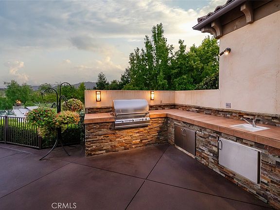 San Luis Obispo, California, 93405, United States, 6 Bedrooms Bedrooms, ,6 BathroomsBathrooms,Residential,Forsale,1967185