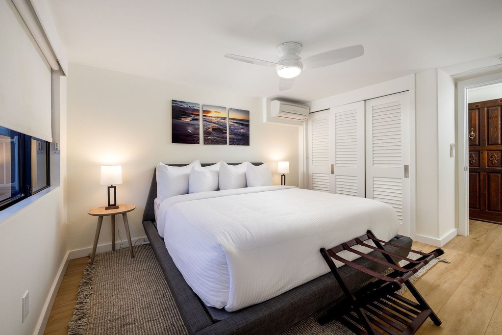 Kailua-Kona, Hawaii, 96740, United States, 1 Bedroom Bedrooms, ,2 BathroomsBathrooms,Residential,Forsale,2004417