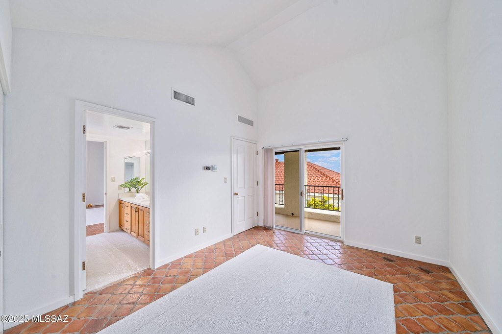 Tucson, Arizona, 85742, United States, 3 Bedrooms Bedrooms, ,2.5 BathroomsBathrooms,Residential,Forsale,1990088