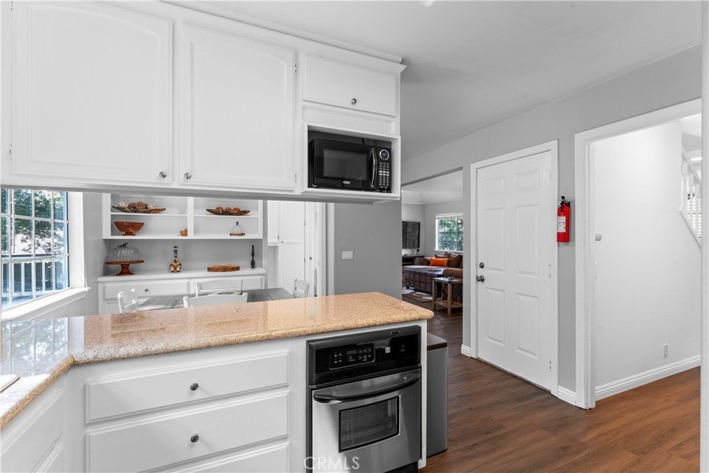 Lake Arrowhead, California, 92352, United States, 4 Bedrooms Bedrooms, ,2.5 BathroomsBathrooms,Residential,Forsale,1971038