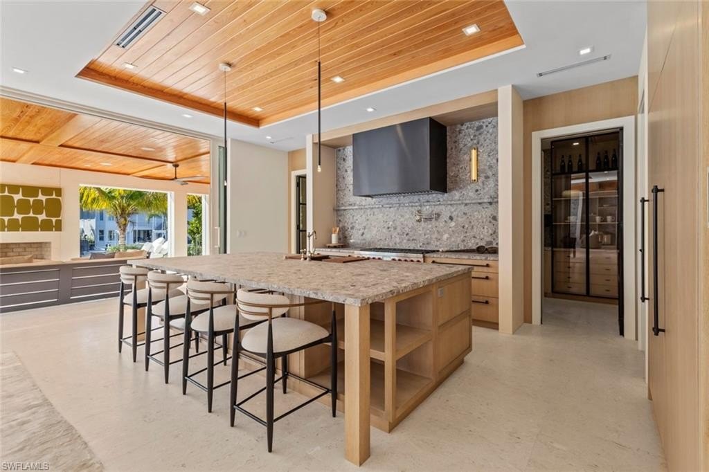 NAPLES, Florida, 34102, United States, 5 Bedrooms Bedrooms, ,5.5 BathroomsBathrooms,Residential,Forsale,2011524