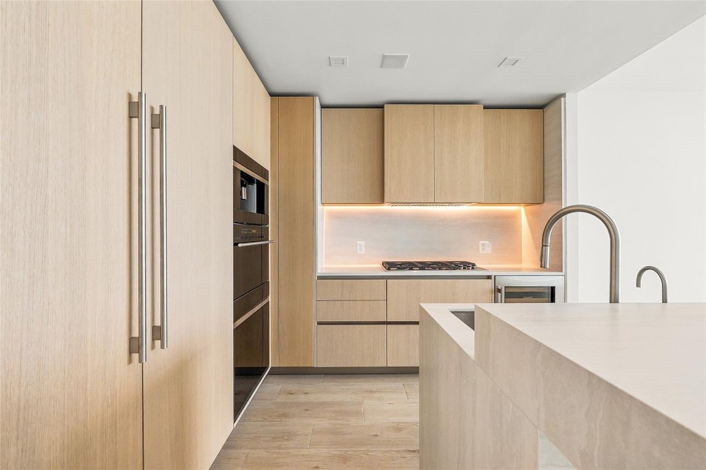 Pompano Beach, Florida, 33062, United States, 2 Bedrooms Bedrooms, ,2.5 BathroomsBathrooms,Residential,Forsale,2011543