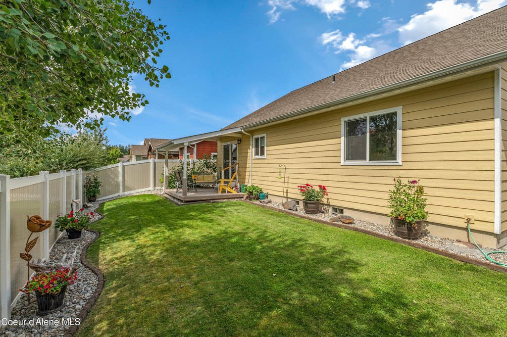 Sandpoint, Idaho, 83864, United States, 3 Bedrooms Bedrooms, ,2 BathroomsBathrooms,Residential,Forsale,1946335