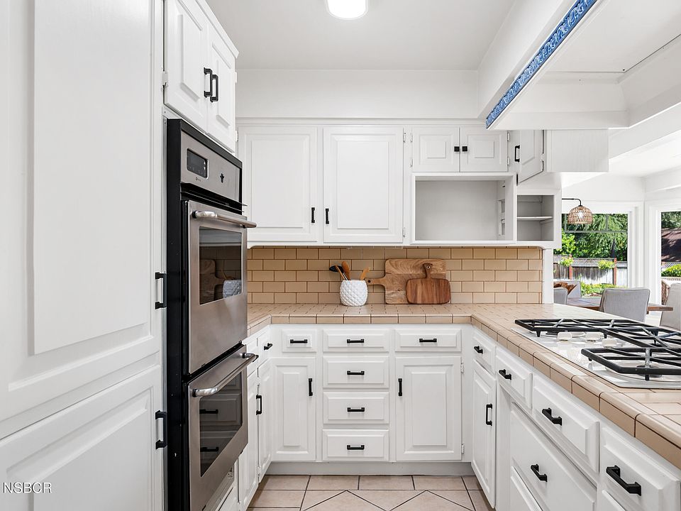 Solvang, California, 93463, United States, 4 Bedrooms Bedrooms, ,2 BathroomsBathrooms,Residential,Forsale,1985945