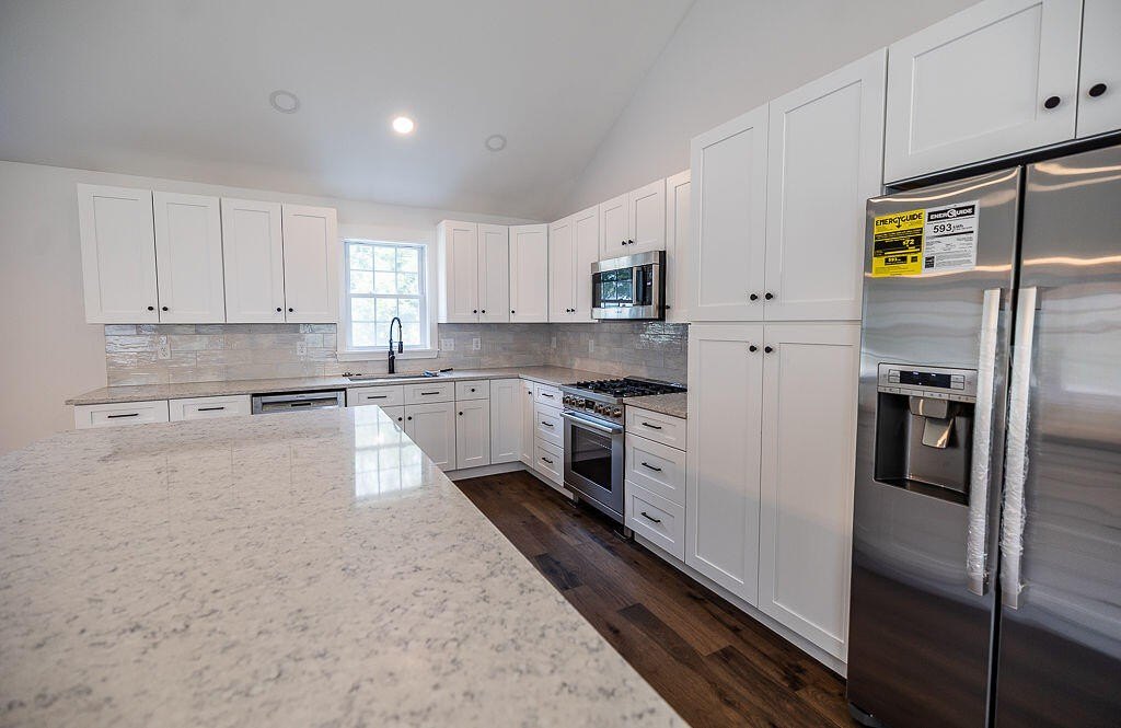 Turner, Maine, 04282, United States, 3 Bedrooms Bedrooms, ,2.5 BathroomsBathrooms,Residential,Forsale,1992719