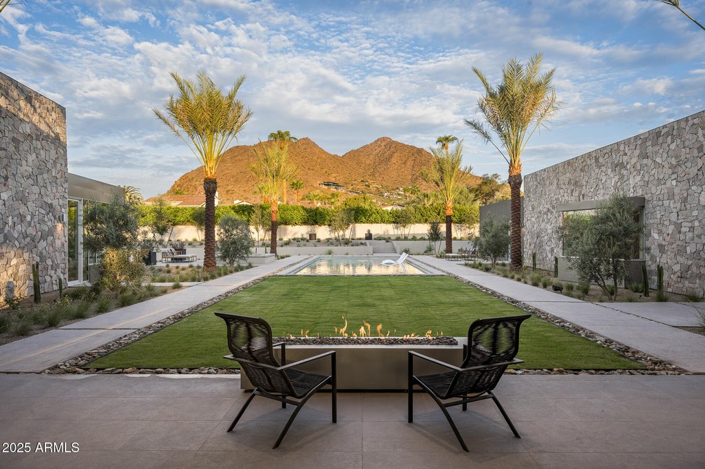 Paradise Valley, Arizona, 85253, United States, 5 Bedrooms Bedrooms, ,6 BathroomsBathrooms,Residential,Forsale,2000265