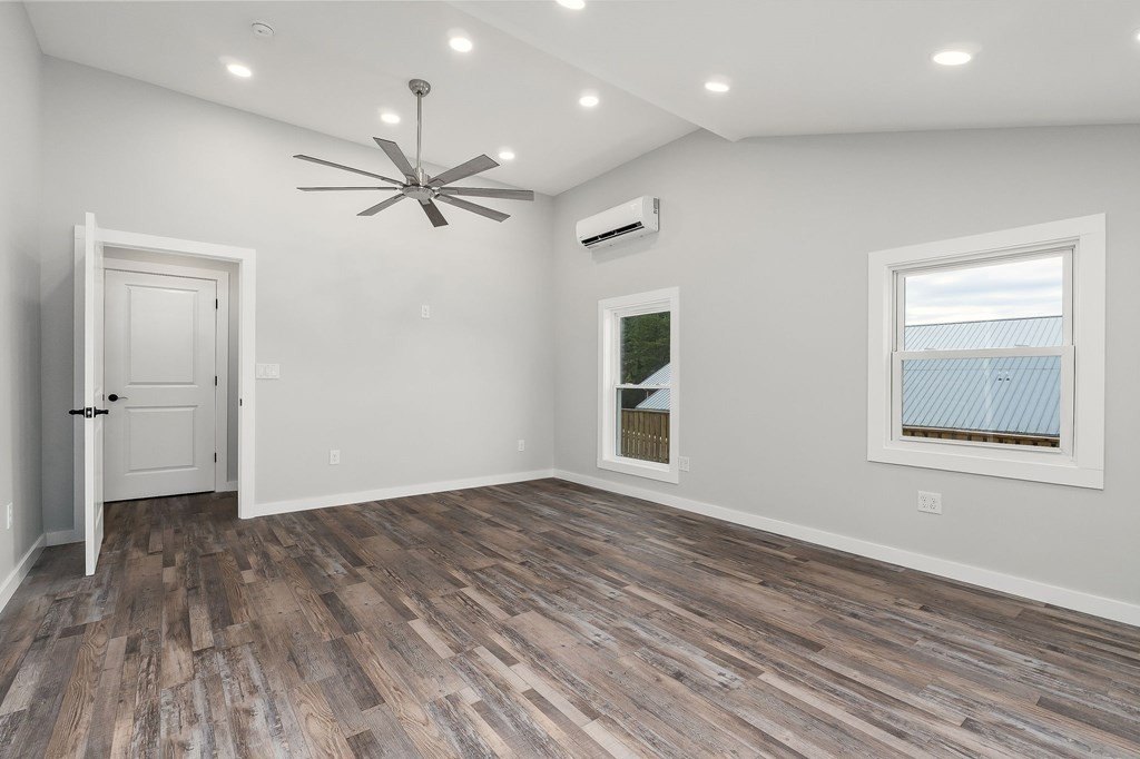 Cookeville, Tennessee, 38501, United States, 3 Bedrooms Bedrooms, ,3 BathroomsBathrooms,Residential,Forsale,1996597