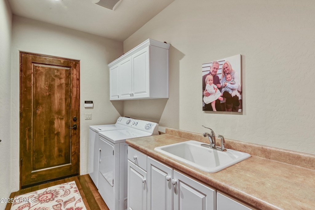 Gold Canyon, Arizona, 85118, United States, 3 Bedrooms Bedrooms, ,2 BathroomsBathrooms,Residential,Forsale,2000275