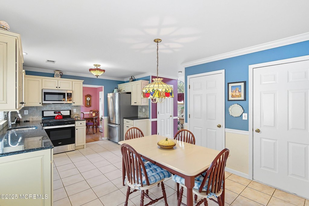 Toms River, New Jersey, 08753, United States, 4 Bedrooms Bedrooms, ,3 BathroomsBathrooms,Residential,Forsale,1994036