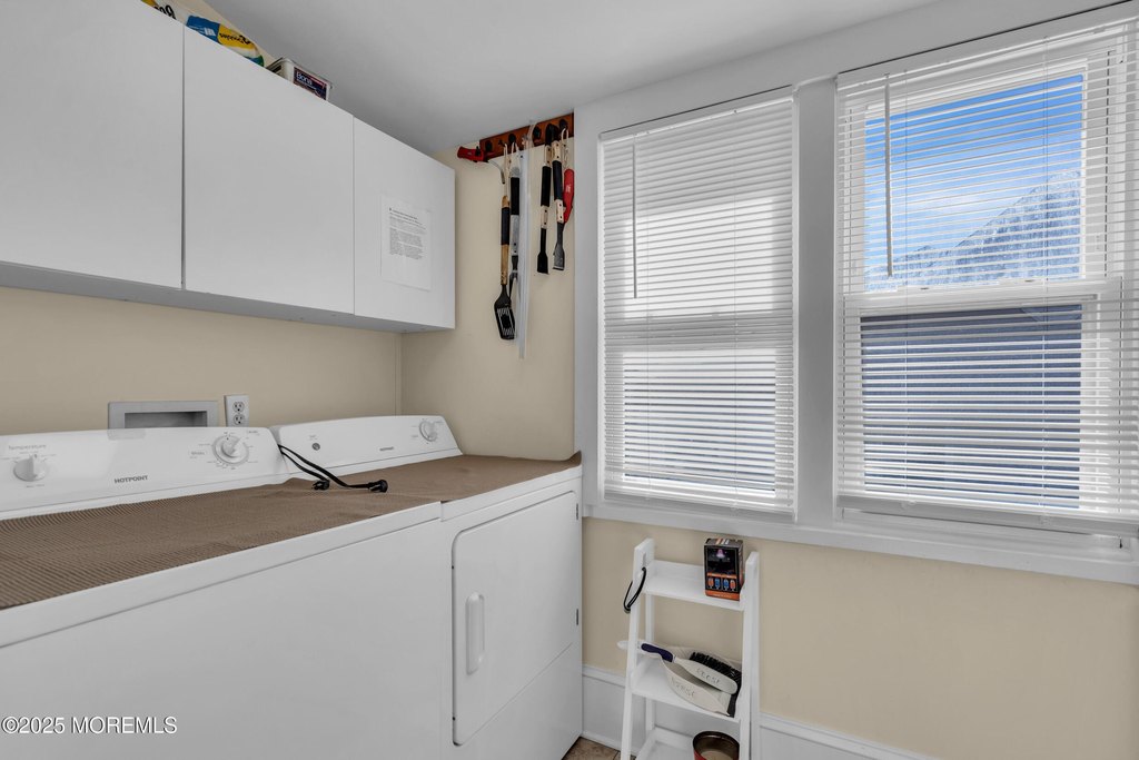 Lavallette, New Jersey, 08735, United States, 5 Bedrooms Bedrooms, ,3.5 BathroomsBathrooms,Residential,Forsale,2008467