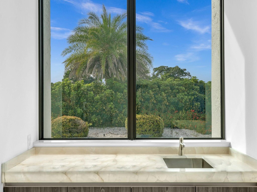 Boca Raton, Florida, 33433, United States, 5 Bedrooms Bedrooms, ,3.5 BathroomsBathrooms,Residential,Forsale,2009931