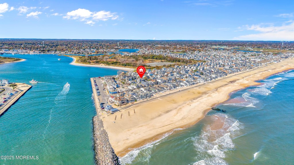 Manasquan, New Jersey, 08736, United States, 5 Bedrooms Bedrooms, ,3.5 BathroomsBathrooms,Residential,Forsale,1984562