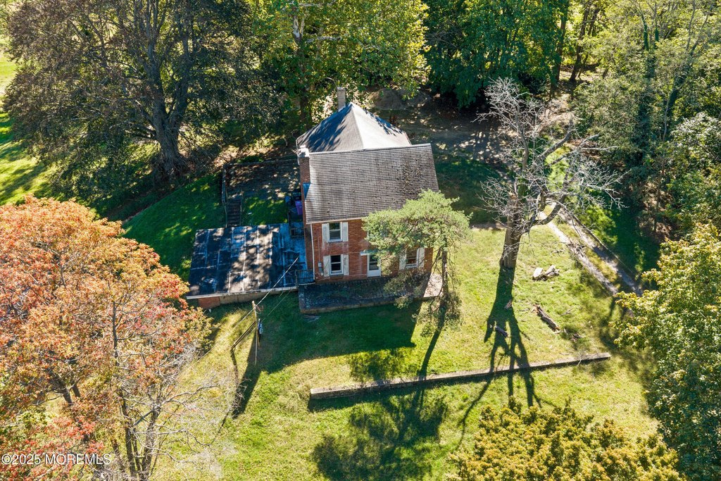 Eatontown, New Jersey, 07724, United States, 4 Bedrooms Bedrooms, ,2 BathroomsBathrooms,Residential,Forsale,1984569