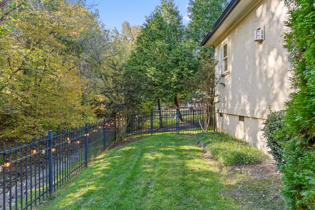 Chattanooga, Tennessee, 37419, United States, 3 Bedrooms Bedrooms, ,3 BathroomsBathrooms,Residential,Forsale,1995328