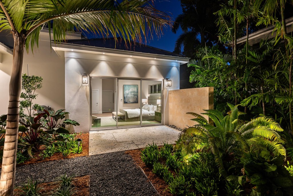 Key West, Florida, 33040, United States, 3 Bedrooms Bedrooms, ,3.5 BathroomsBathrooms,Residential,Forsale,2004365