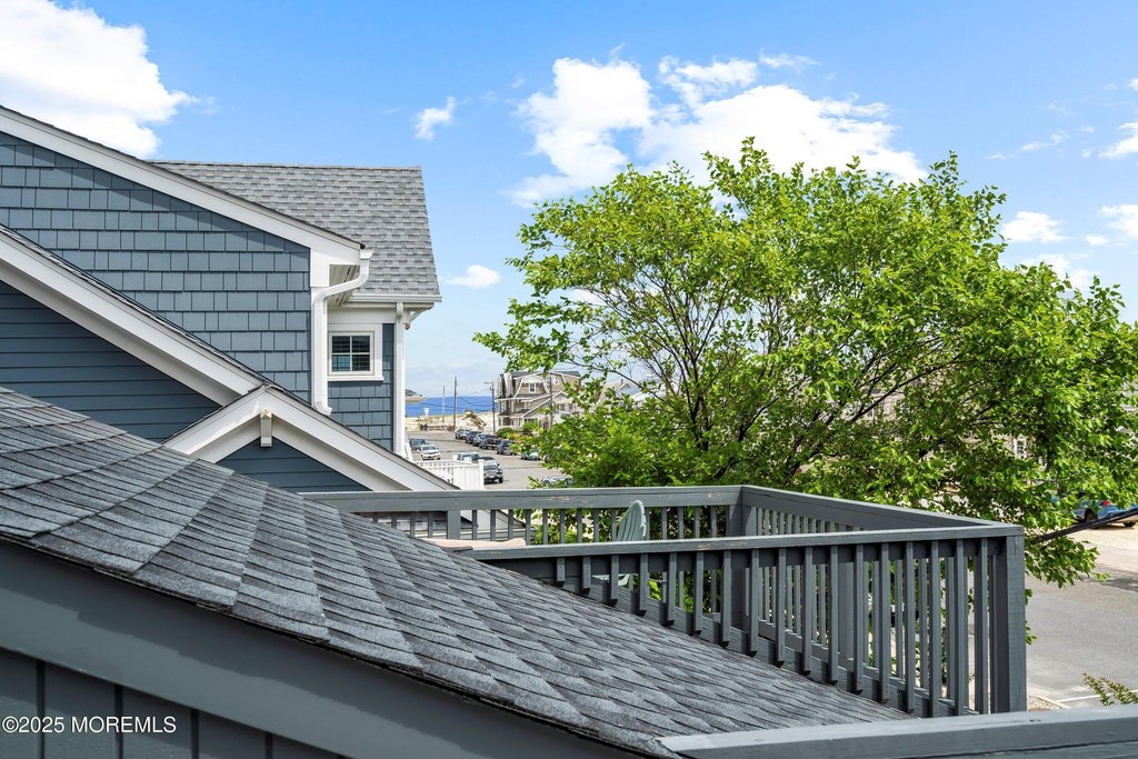 Lavallette, New Jersey, 08735, United States, 3 Bedrooms Bedrooms, ,2 BathroomsBathrooms,Residential,Forsale,2008474