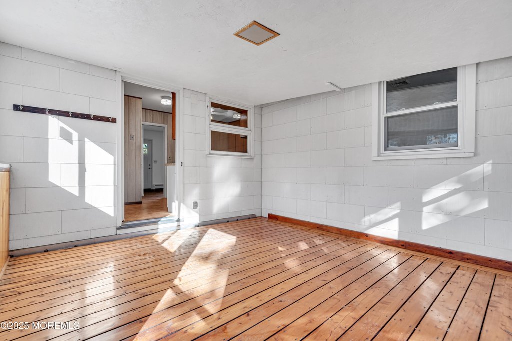 Toms River, New Jersey, 08753, United States, 4 Bedrooms Bedrooms, ,2 BathroomsBathrooms,Residential,Forsale,1994042