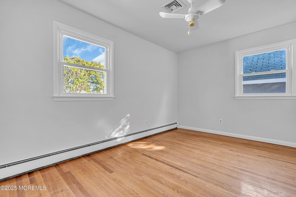 Toms River, New Jersey, 08753, United States, 4 Bedrooms Bedrooms, ,2 BathroomsBathrooms,Residential,Forsale,1994042