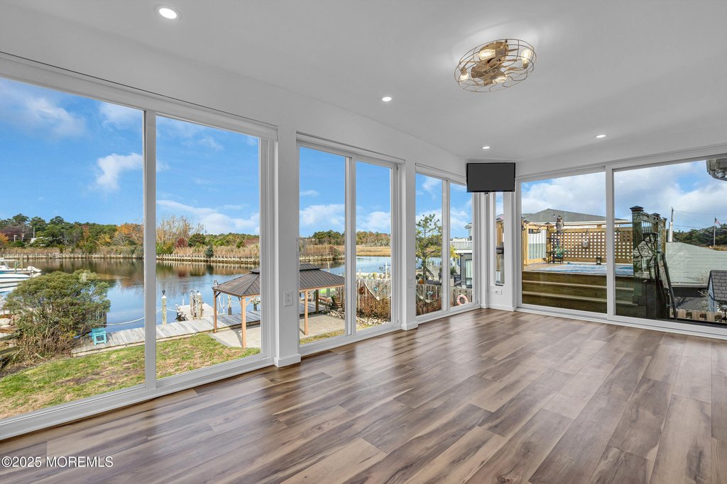 Little Egg Harbor, New Jersey, 08087, United States, 3 Bedrooms Bedrooms, ,3 BathroomsBathrooms,Residential,Forsale,1994028