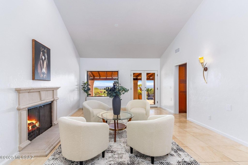 Tucson, Arizona, 85718, United States, 4 Bedrooms Bedrooms, ,3 BathroomsBathrooms,Residential,Forsale,1990373