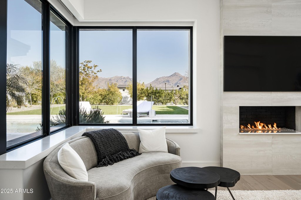 Scottsdale, Arizona, 85255, United States, 6 Bedrooms Bedrooms, ,6 BathroomsBathrooms,Residential,Forsale,2000266