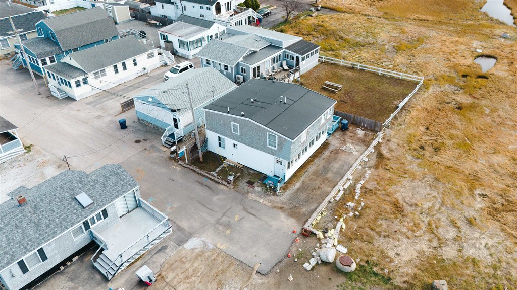 Hampton, New Hampshire, 03842, United States, 4 Bedrooms Bedrooms, ,2 BathroomsBathrooms,Residential,Forsale,2002422