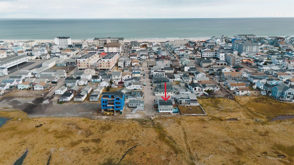 Hampton, New Hampshire, 03842, United States, 4 Bedrooms Bedrooms, ,2 BathroomsBathrooms,Residential,Forsale,2002422