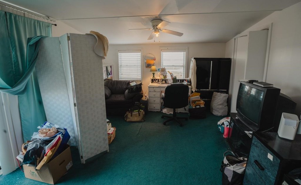 Hampton, New Hampshire, 03842, United States, 4 Bedrooms Bedrooms, ,2 BathroomsBathrooms,Residential,Forsale,2002422