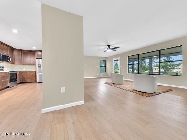 Crossville, Tennessee, 38572, United States, 3 Bedrooms Bedrooms, ,3 BathroomsBathrooms,Residential,Forsale,1959680